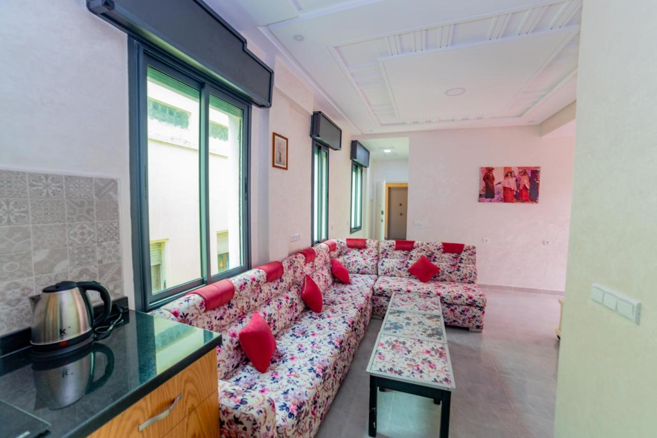 Velasquez Appartements Fast Wifi And Ocean View Tanger Exteriér fotografie