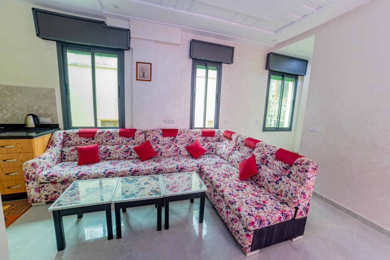 Velasquez Appartements Fast Wifi And Ocean View Tanger Exteriér fotografie