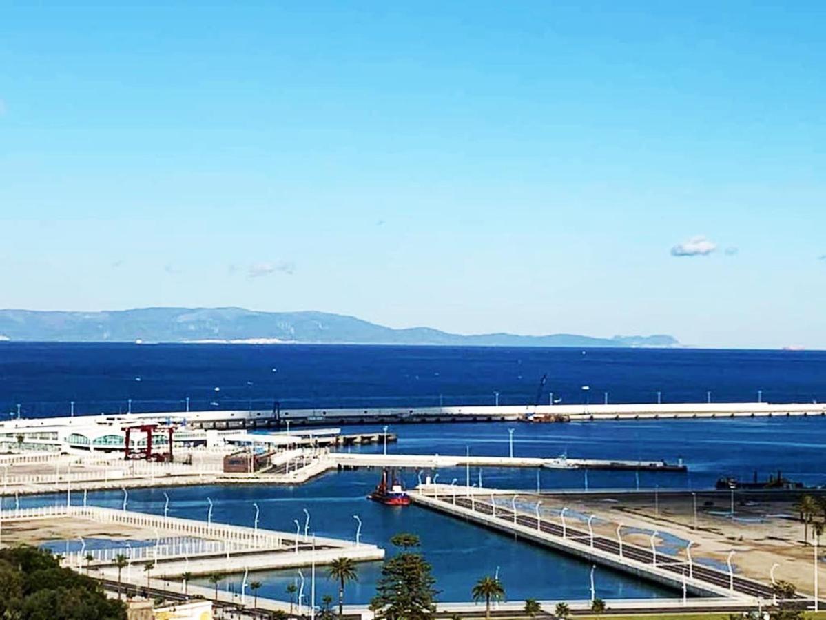 Velasquez Appartements Fast Wifi And Ocean View Tanger Exteriér fotografie